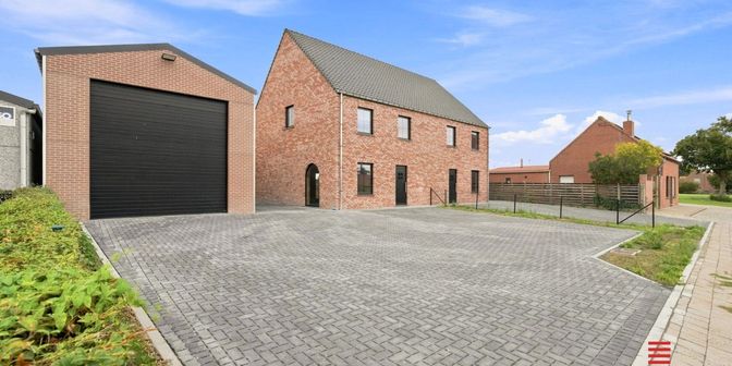 Huis te koop in Iepersteenweg 15 bus A, 8650 Merkem