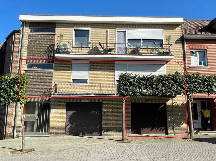 Gezellig 2-slaapkamerappartement met garage in het hart van Scherpenheuvel.<br />
Bent u op zoek naar een gezellig appartement op een toplocatie, of w