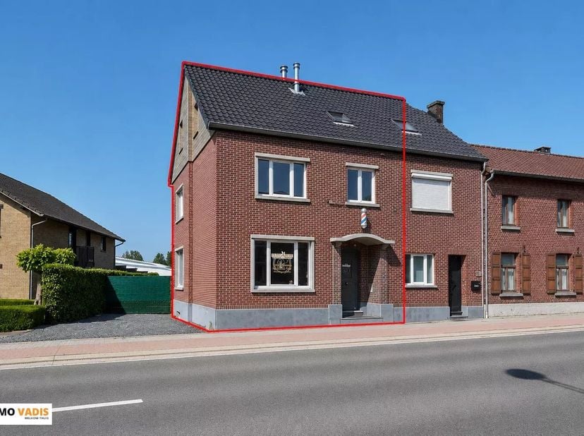 Maison à vendre
                    à 3740 Mopertingen