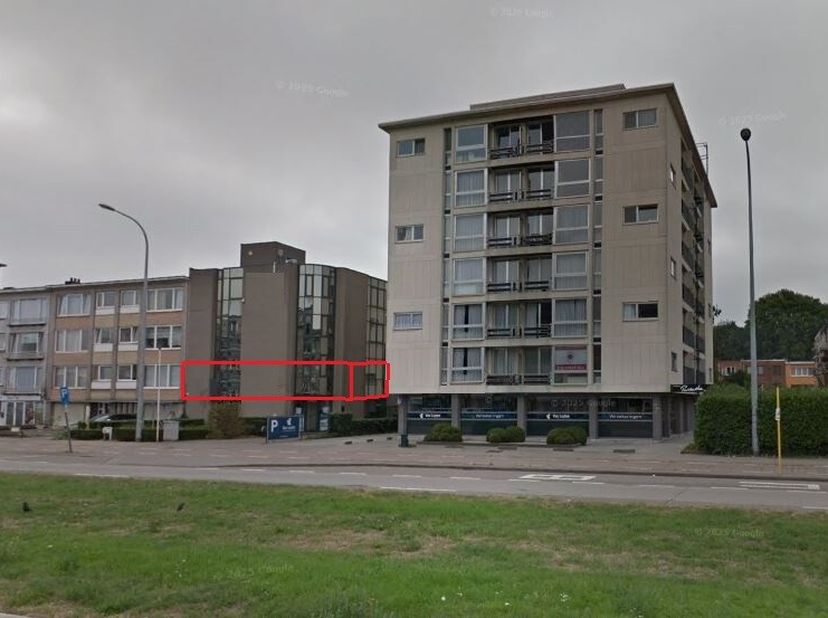 Bien professionnel à louer
                    à 2100 Deurne