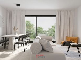 COMMERCIAL Image
