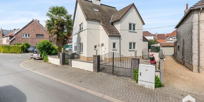 Huis te koop in Tuinwijk Zuun 23, 1600 Sint-Pieters-Leeuw