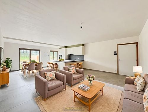                                         Appartement à vendre à Elst, € 351.000
