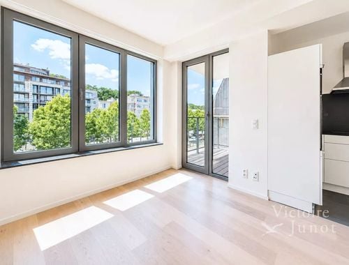                                         Appartement te huur in Oudergem, € 1.530
