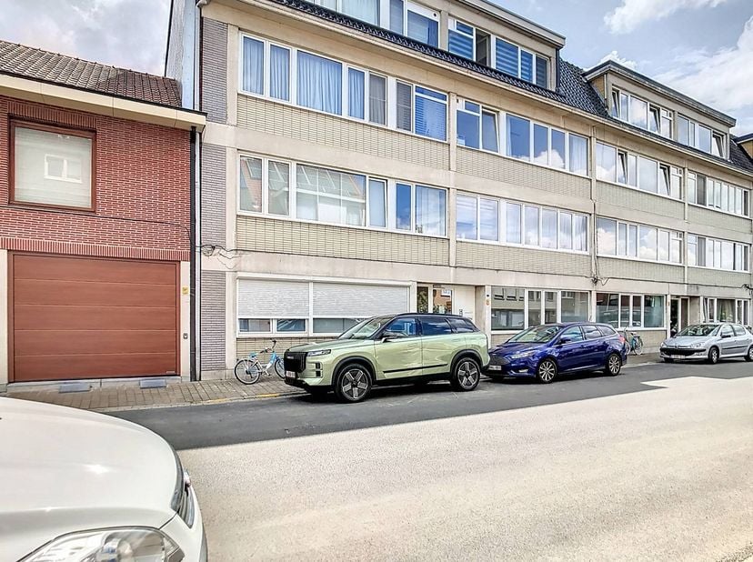 Appartement te koop in Hendrik Consciencestraat 122 bus 2,
                    9100 Sint-Niklaas