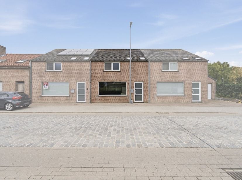 Huis te koop in Izenbergestraat 147B,
                    8691 Izenberge