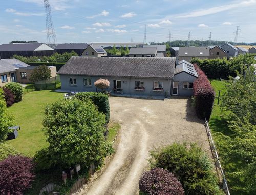                                         Woning te koop in Achêne, € 525.000
