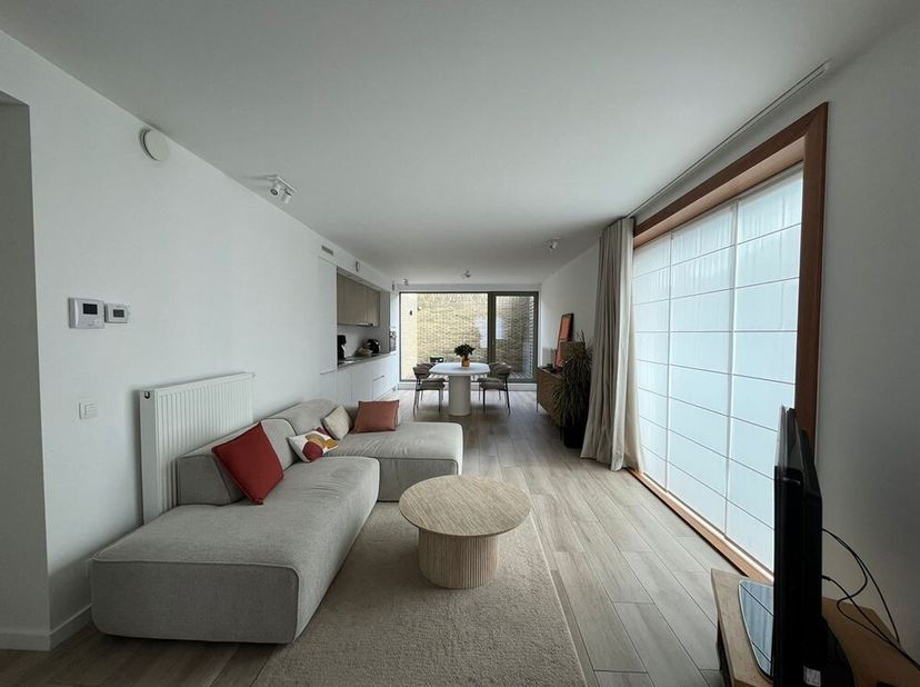 Appartement moderne et lumineux avec 2 chambres et terrasse près de Malines<br />
Cet appartement élégant est situé au premier étage d'un immeuble mod