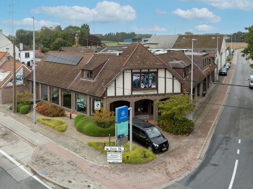 Bien professionnel à louer à Kortrijkseweg 27,
                    8790 Waregem