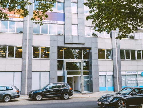                                         Bureaux à louer à Berchem, € 4.970
