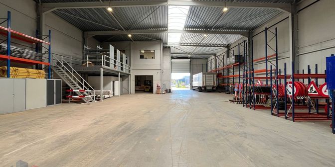 Bedrijfsvastgoed te koop in Beertenstraat 8 bus A, 9160 Lokeren