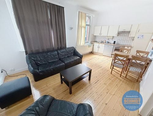                                         Appartement te huur in Schaarbeek, € 950
