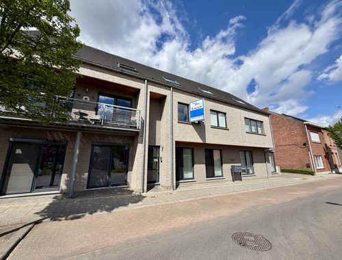                                         Appartement à vendre à Hallaar, € 335.000
