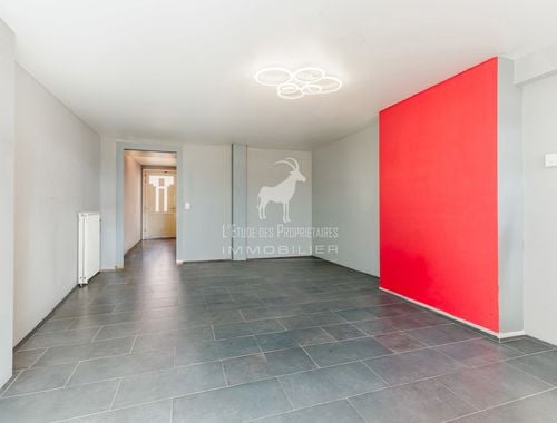                                         Woning te koop in Houdeng-Goegnies, € 239.000
