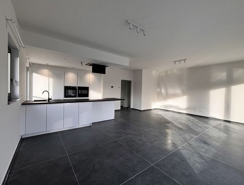                                         Appartement te huur in Chimay, € 1.150
