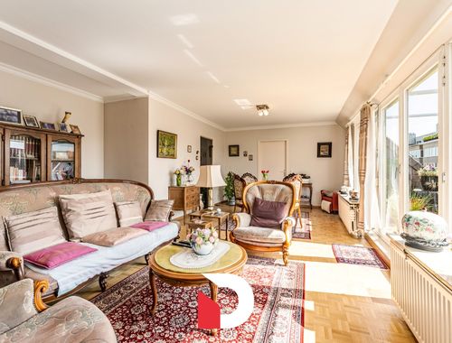                                         Appartement te koop in Sint-Andries, € 330.000
