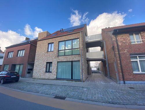                                         Appartement te huur in Merkem, € 735
