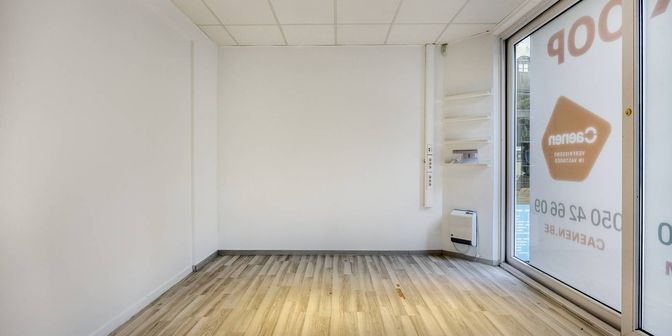 Bien professionnel à vendre à Manitobaplein 8, 8370 Blankenberge