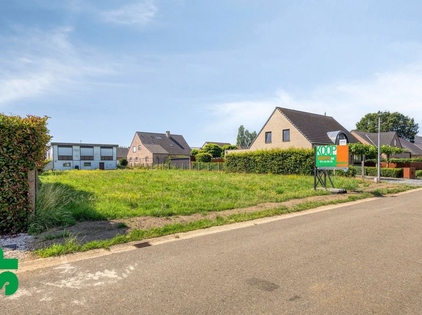 Bouwgrond voor open bebouwing op toplocatie in Meerhout (LOT 1).<br />
Mooi gelegen bouwgrond voor open bebouwing met een totale oppervlakte van 652 m