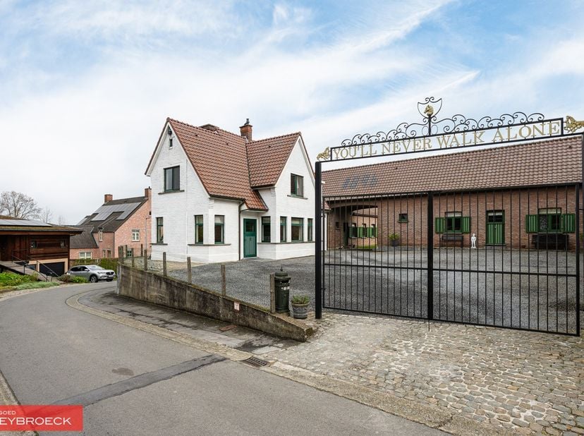 Maison à vendre
                    à 9890 Gavere