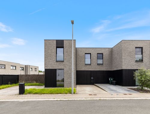                                         Woning te koop in Rollegem, € 397.500
