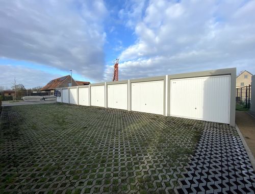                                         Garage te huur in Heule, € 80
