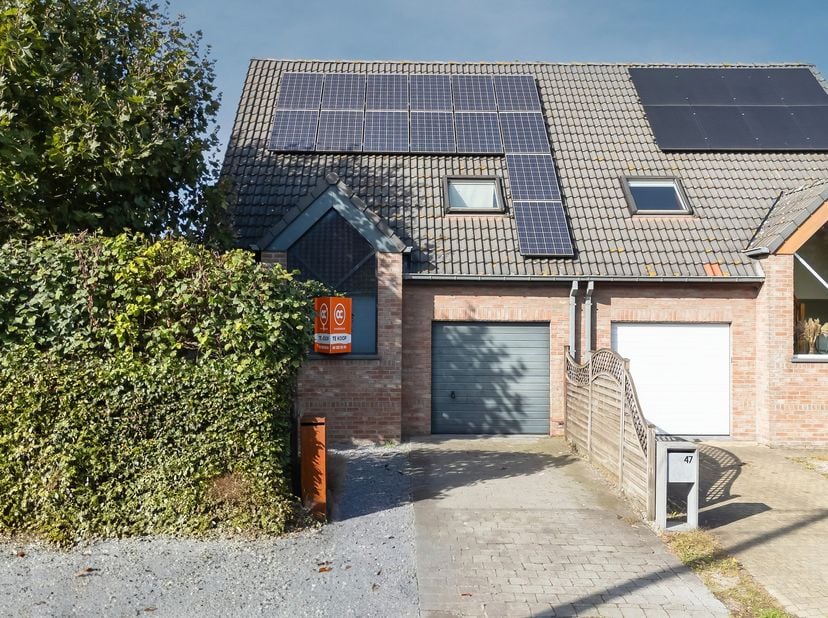 Huis te koop in Lochtingstraat 45,
                    9940 Evergem