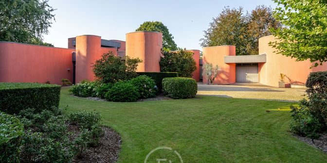 Bien professionnel à vendre à Reigerstraat 1, 8870 Izegem