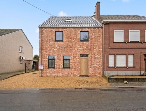                                         Woning te koop in Zoutleeuw, € 374.000

