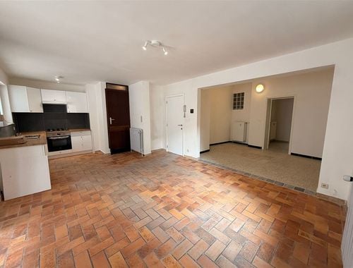                                         Appartement te huur in Mons, € 950
