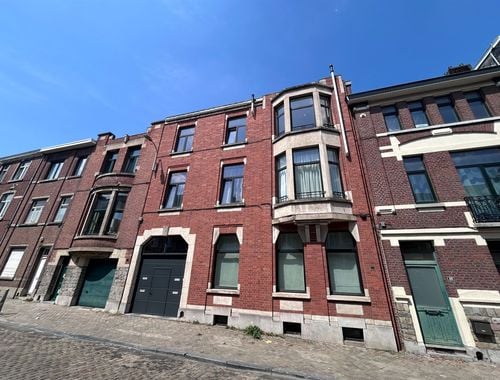                                         Appartement te huur in Liège, € 900
