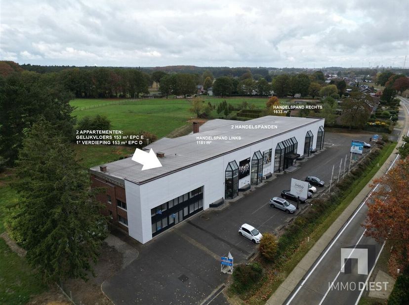 Ruim te renoveren appartement met terras(opp. 153m²) EPC E<br />
Gelijkvloers appartement gelegen op enkele kilometers van het centrum van Tessenderlo