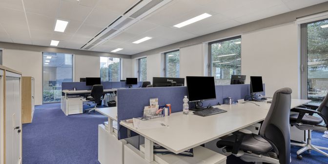 Bedrijfsvastgoed te huur in Berchemstadionstraat 72, 2600 Berchem