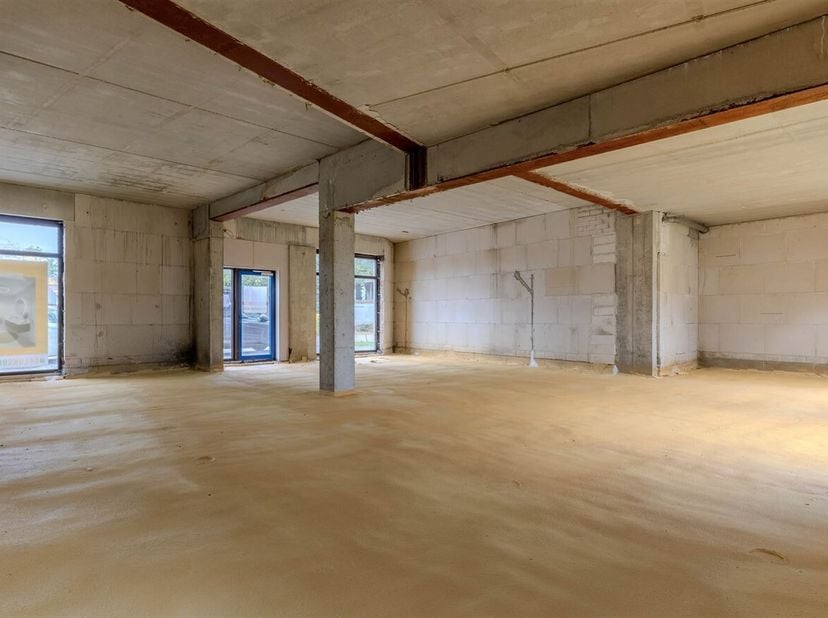 Te koop: 147,99 m² handelsruimte op toplocatie Residentie Aleidis.<br />
EXTRA ACTIE !  te koop handelsruimte + aan te kopen bovengrondse autostaanpla