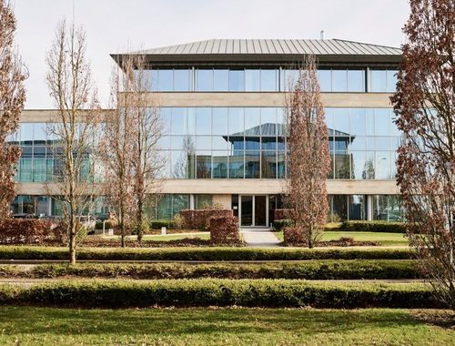                                         Espace de bureaux à louer à Braine-l'Alleud, € 5.451
