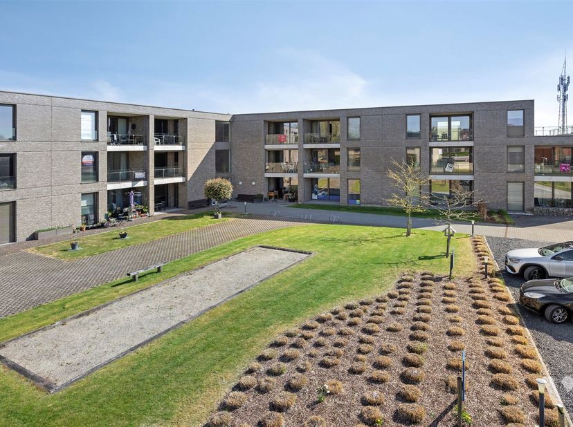 Verhuurde gelijkvloerse assistentiewoning met overdekt terras en tuincontact in hartje Wellen. <br />
Direct rendement als verhuurder! <br />
Welkom