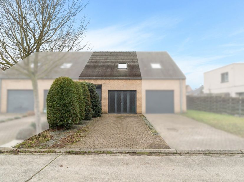 Appartement te koop in Hagewindestraat 24 bus A,
                    9940 Evergem