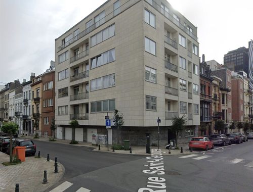                                         Place de stationnement à louer à Ixelles, € 150
