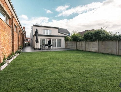                                         Woning te koop in Koningshooikt, € 411.000
