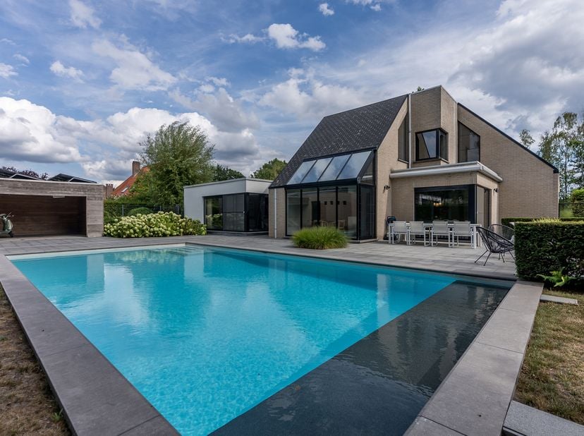 Huis te koop in Grensstraat 19,
                    2470 Retie