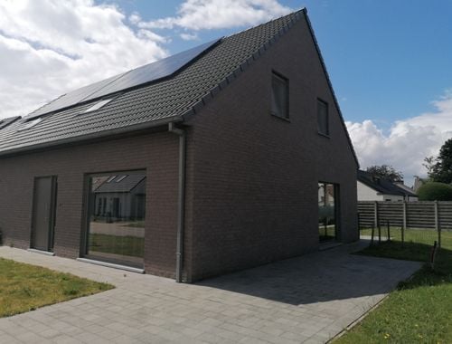                                         Woning te huur in Aalter, € 1.150

