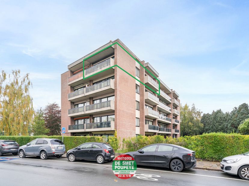 Appartement te koop in Edward de Denestraat 2,
                    8310 Assebroek