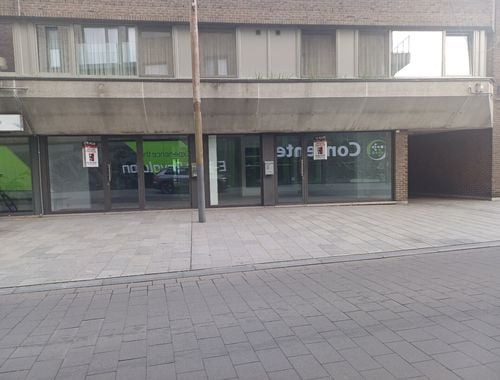                                         Commerce à louer à Neerpelt, € 975
