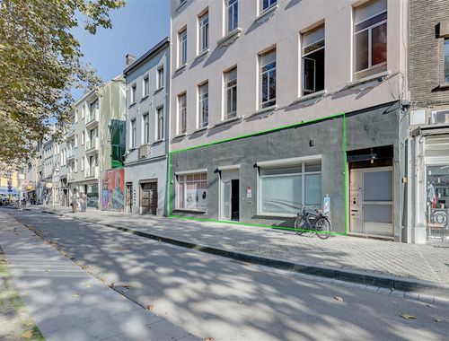                                         Commercieel Gebouw te huur in Antwerpen, € 2.950

