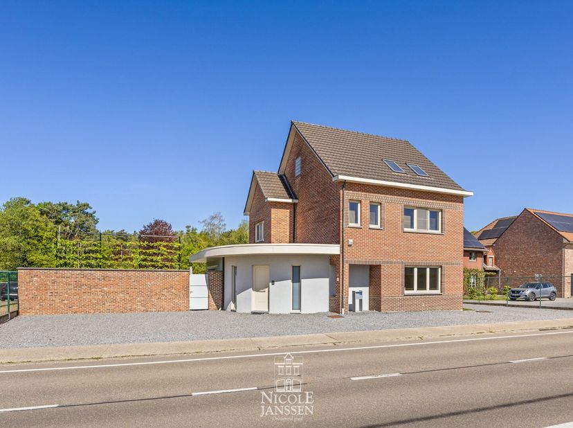 Maison à vendre
                    à 3690 Zutendaal