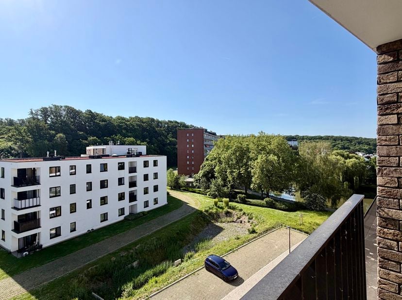 Appartement te koop
                    in 5100 Jambes