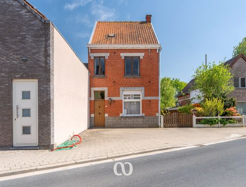                                         Maison à vendre à Eine, € 240.000
