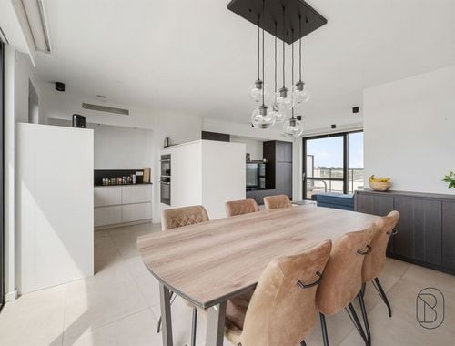                                         Appartement à vendre à Deinze, € 599.000
