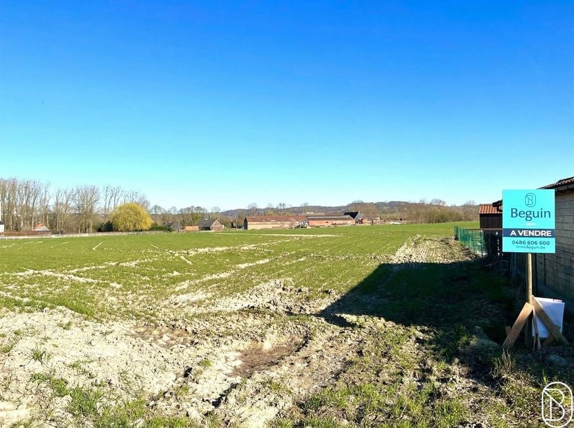 Grond te koop in Chaussée de Renaix GROND,
                    7912 Dergneau