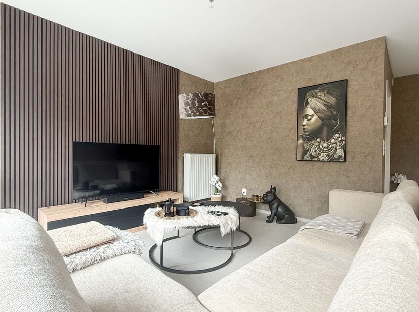 Bij ImmoFusion 7/7 “open huis” : klik op onze 3D-TOUR.<br />
Ervaar vastgoed alsof je er zelf doorloopt!<br />
Op zoek naar een instapklaar, stijlvol